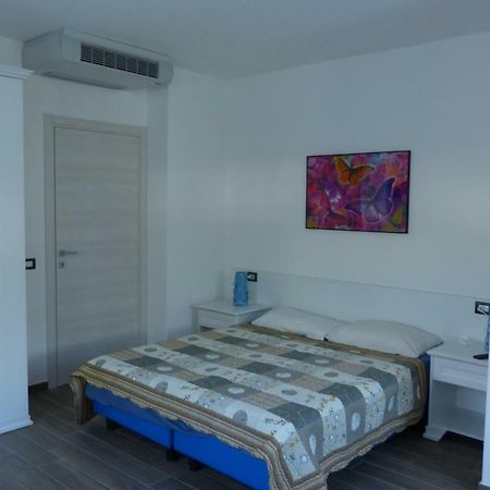 B&B Le Farfalle Onno Exteriör bild